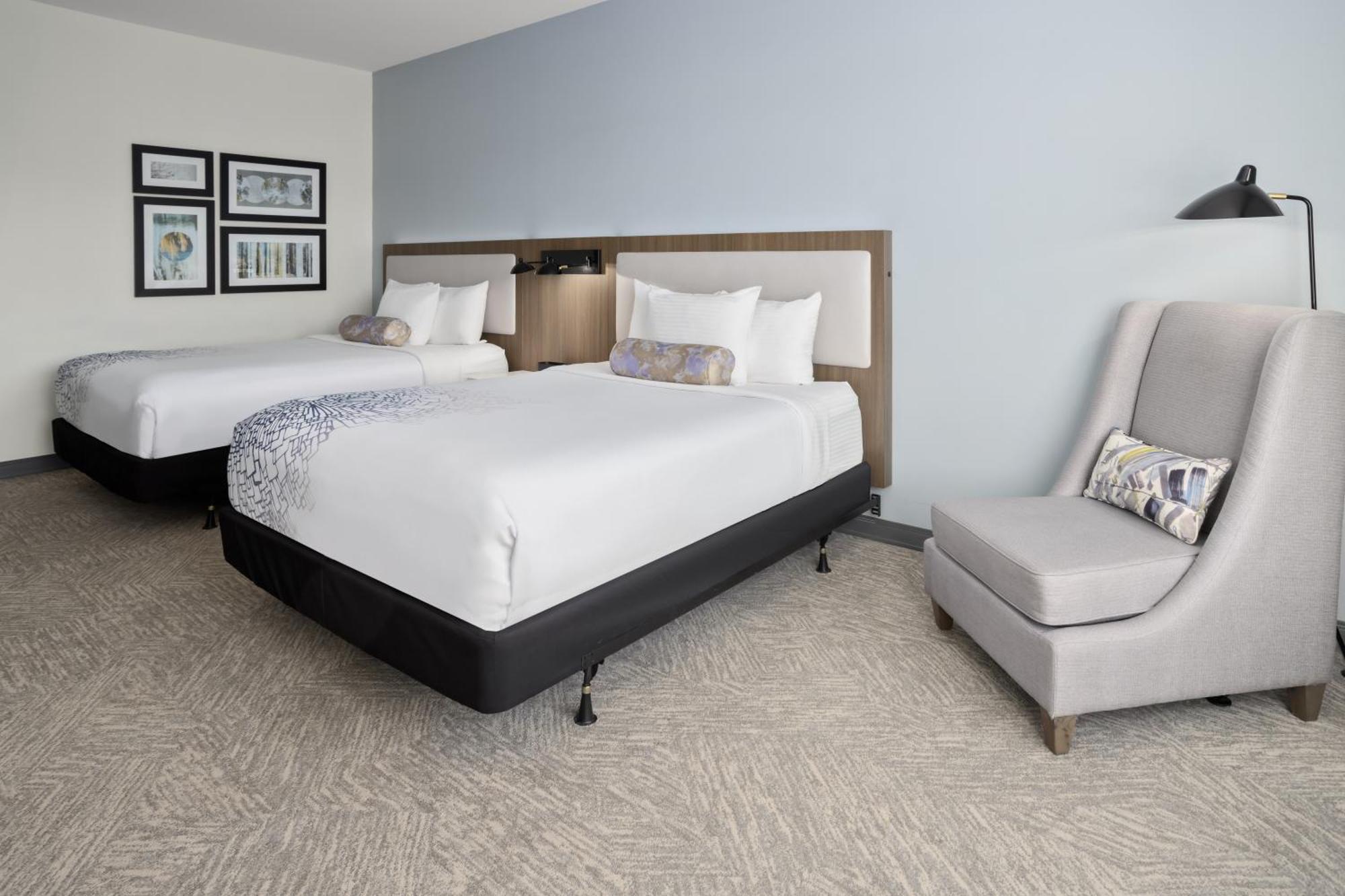 La Quinta Inn & Suites By Wyndham Locust Grove Buitenkant foto